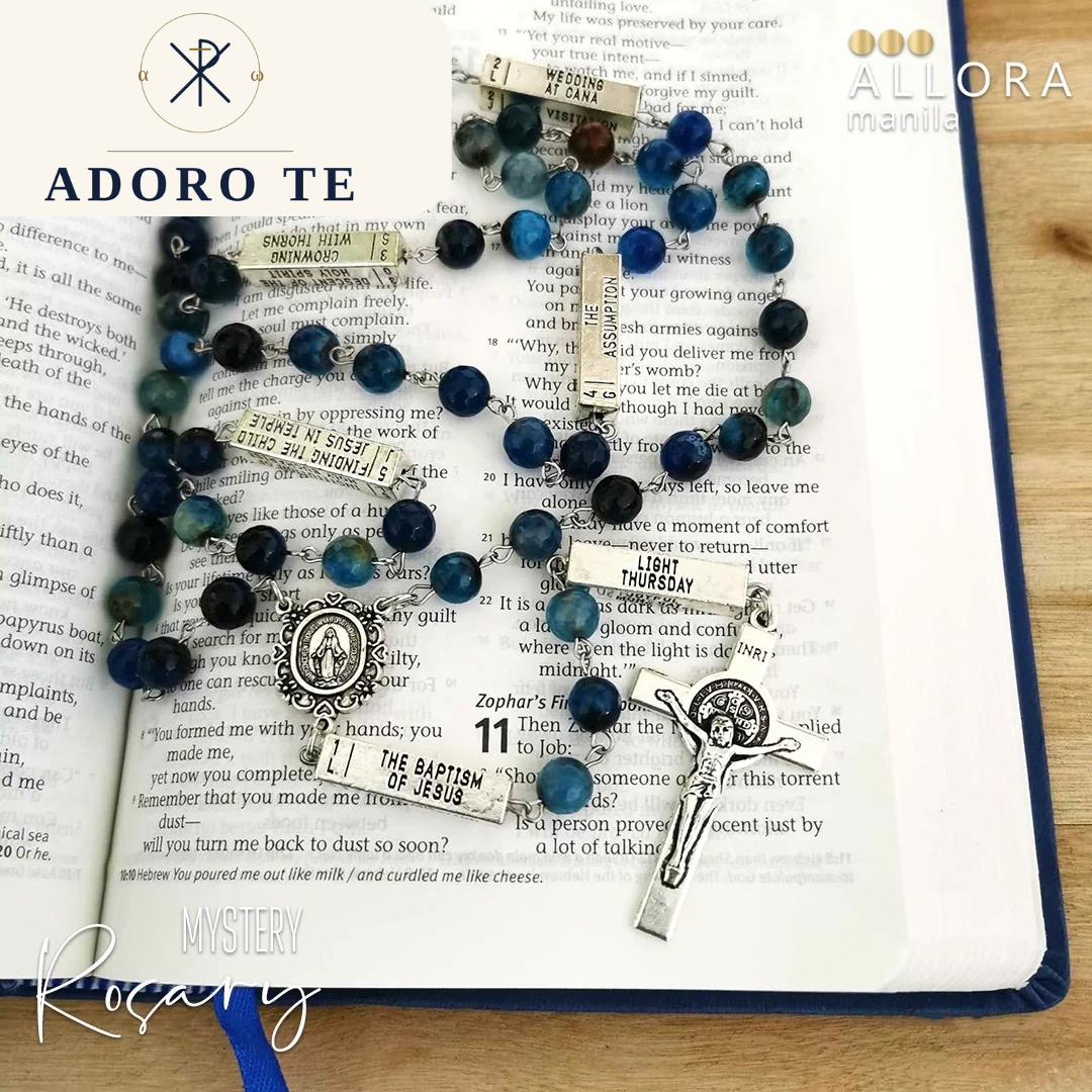 Cornflower Blue Agate Mystery Rosary